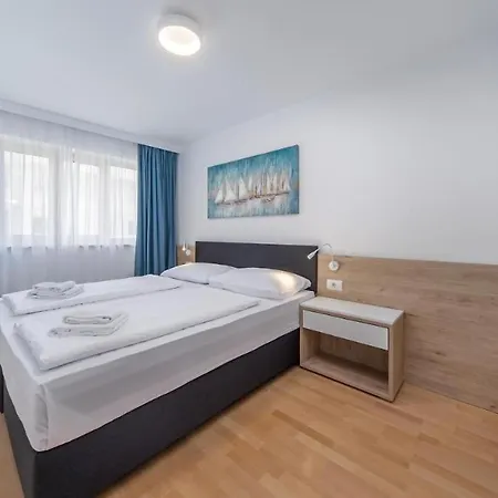 Edra Apartment