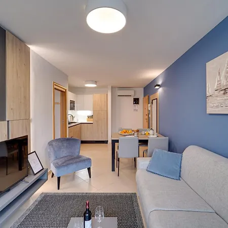 Edra Apartment